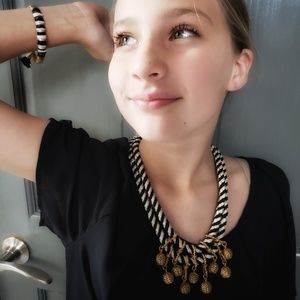 Black/White/Gold Statement Necklace with bracelet